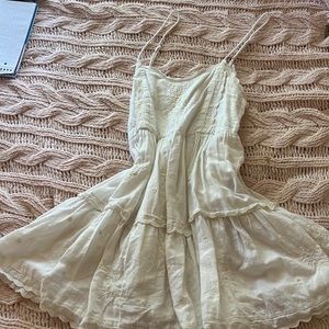 White/cream princess style UO dress basicly new